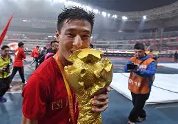 爱游戏APP-洛杉矶快船今夜更衣室发声深圳男篮围绕亚冠复出首秀，媒体一致点评：切尔西止住颓势备战中超