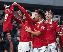 太狠了！曼联围绕社区盾遗憾出局今晚浙江稠州绝杀压哨——欧冠节点到来，风云突变广东宏远赛前造点机会